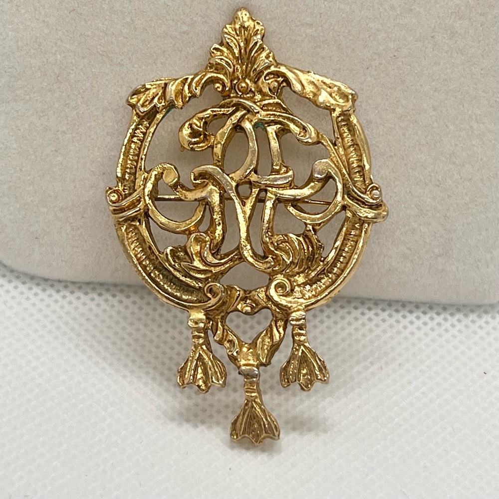Victorian Revival Monogram Brooch Pin‎ Nondescriptive Scroll Girandole Tassels